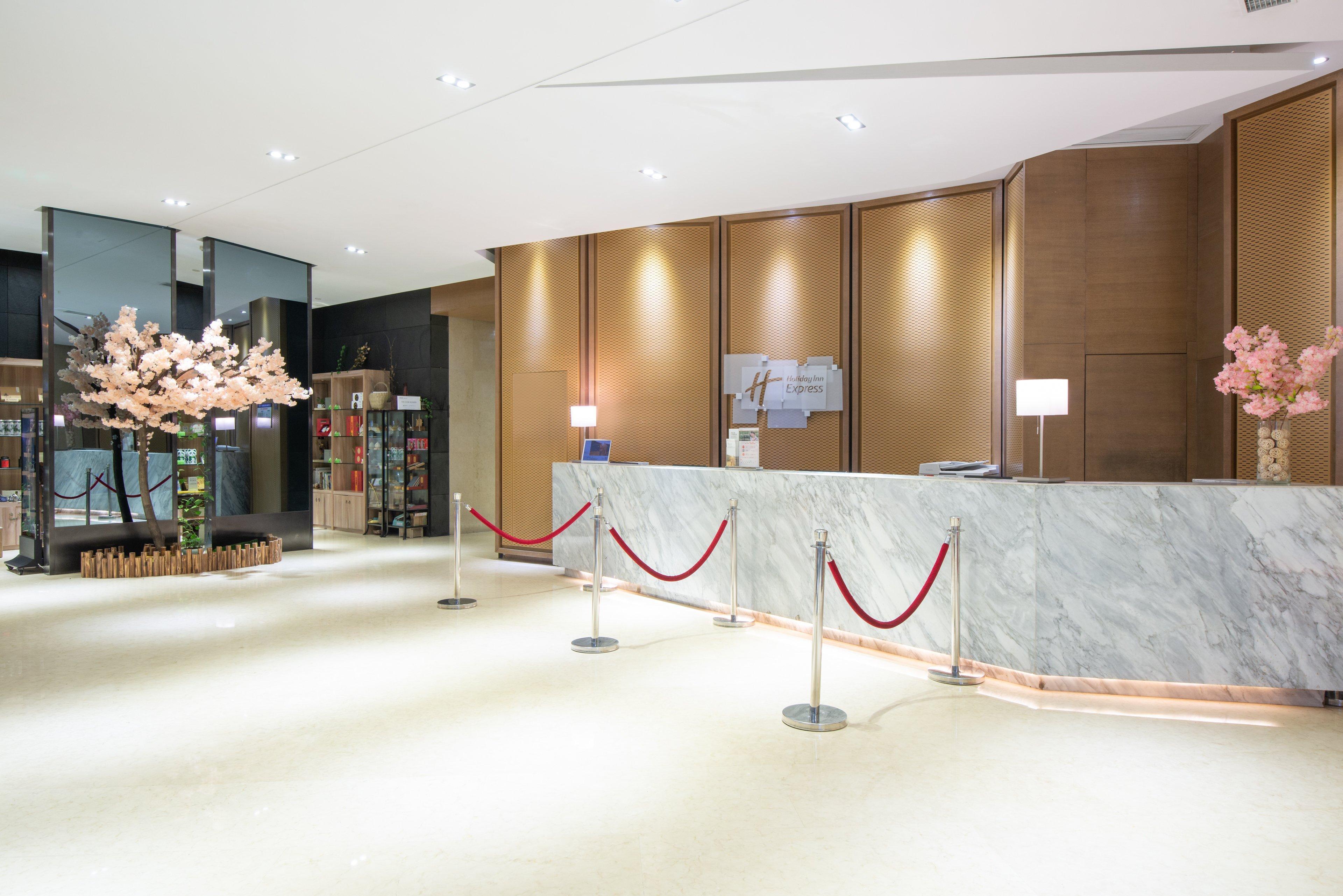 Holiday Inn Express Chengdu West Gate By Ihg Bagian luar foto
