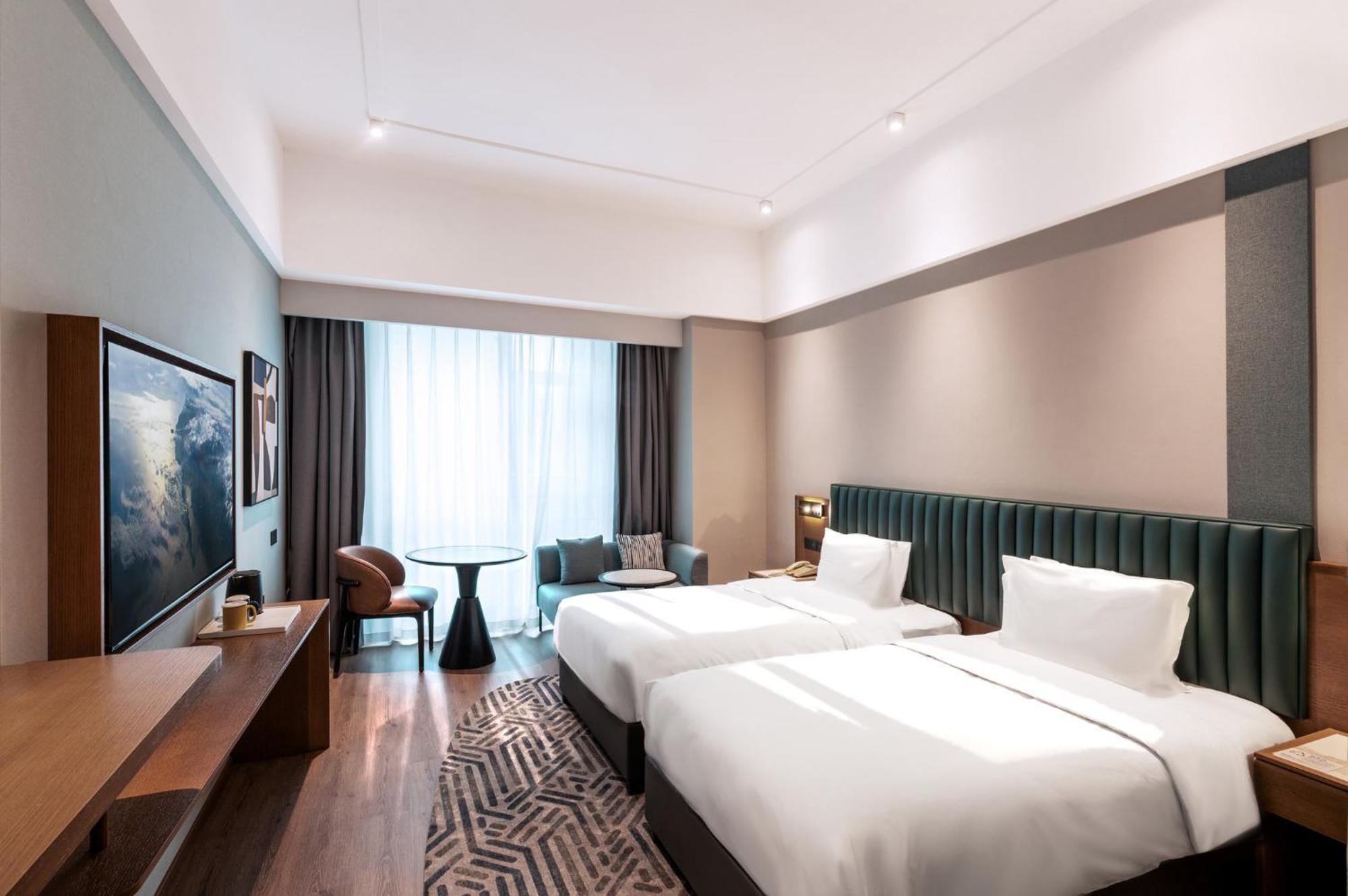 Holiday Inn Express Chengdu West Gate By Ihg Bagian luar foto