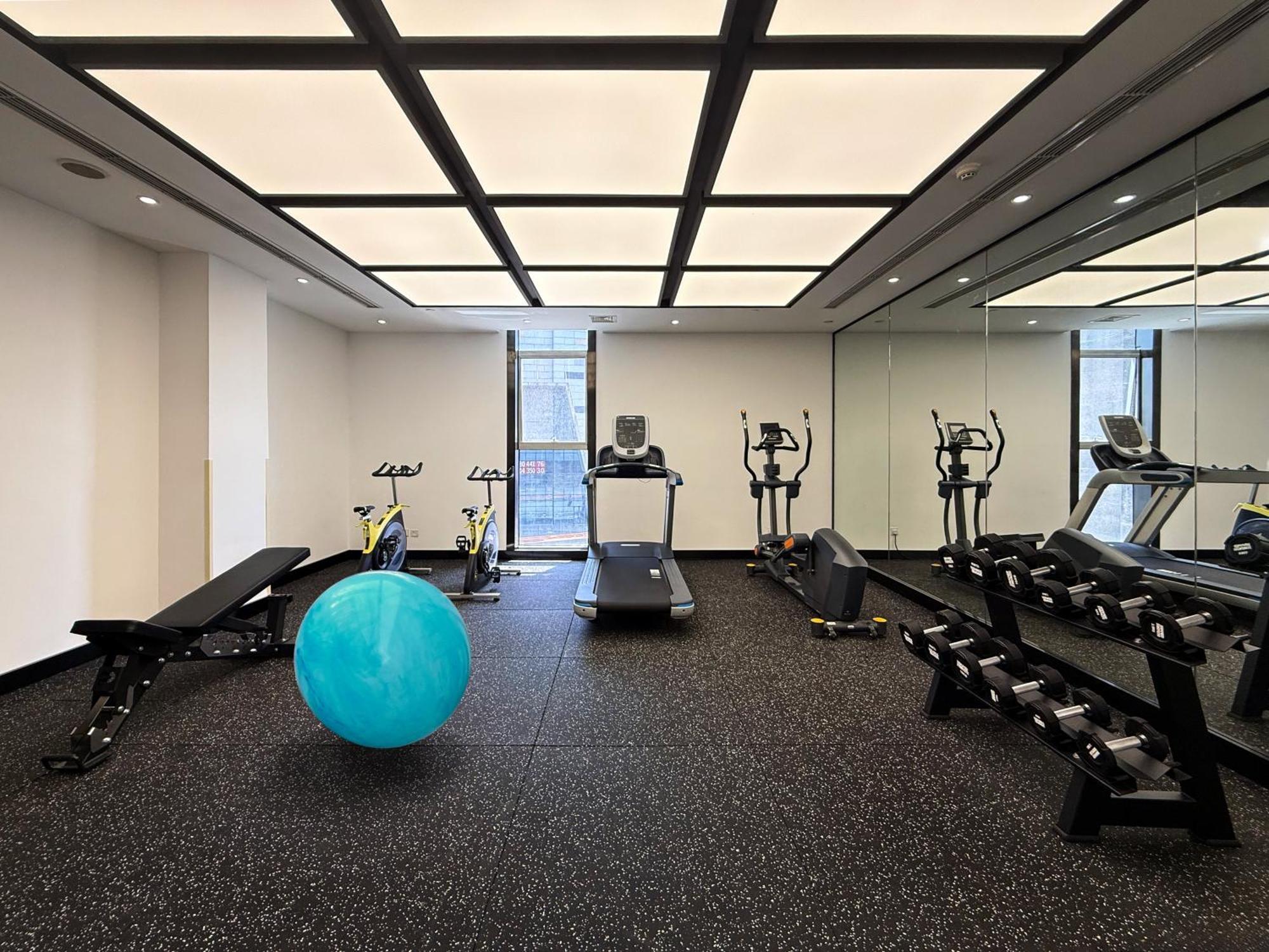 Holiday Inn Express Chengdu West Gate By Ihg Bagian luar foto