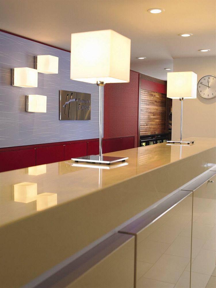Holiday Inn Express Chengdu West Gate By Ihg Bagian luar foto